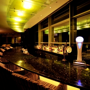 JRホテルクレメント高松21階 バー「アストロ」